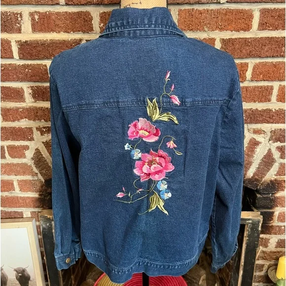 **SOLD** VINTAGE 80's/90's denim chore coat - Picture 4 of 5